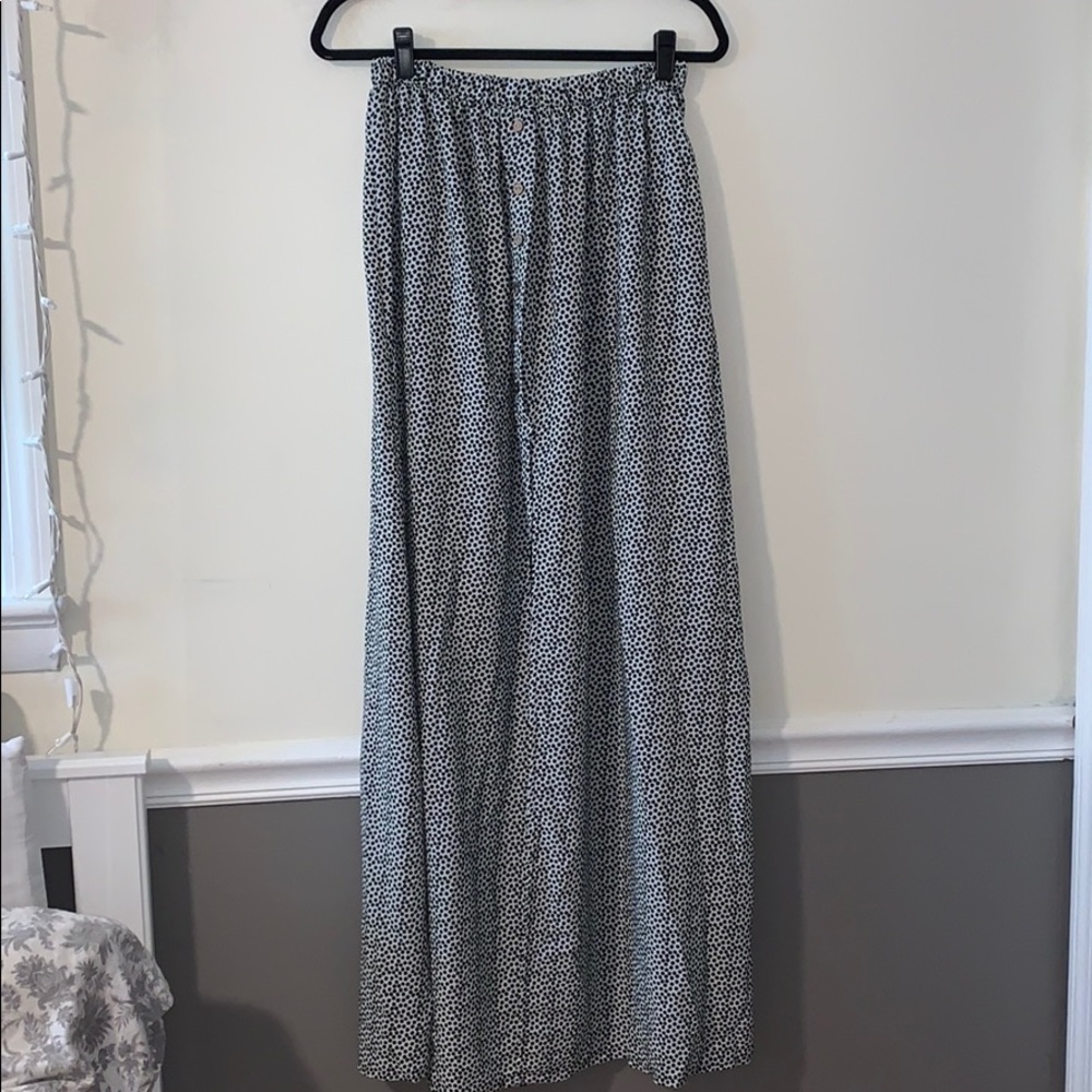 White and black polka dots maxi skirt